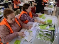 Escrutinio de votos y Manuel Bartual va en cabeza