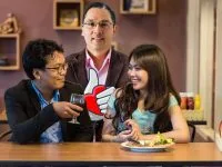 Se apunta al #AmoSocialMedia y acaba en First Dates