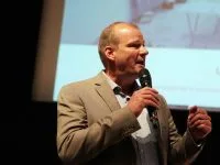 Iba al servicio y acaba dando una ponencia en un congreso